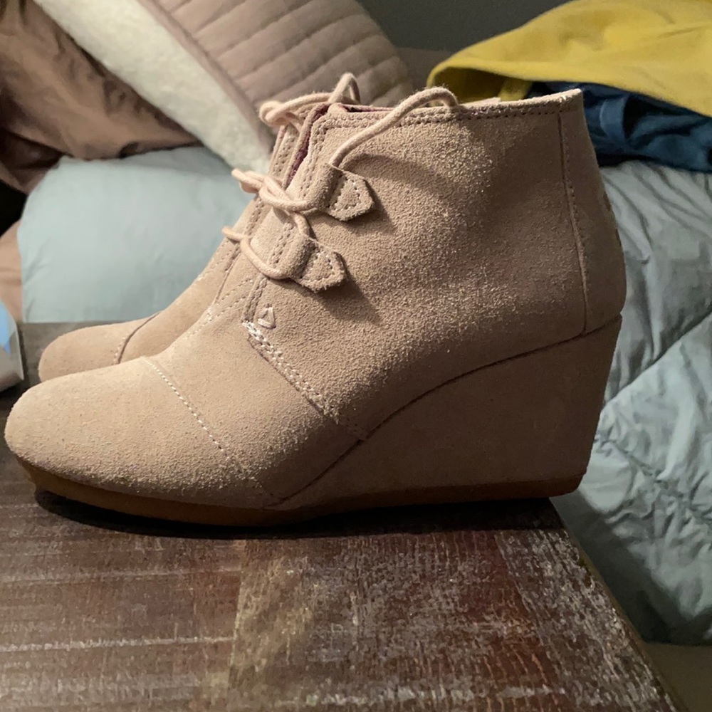 Booties suede so cute